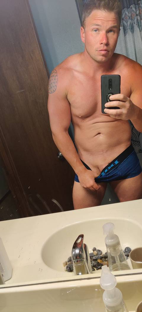 theguyjoey nude