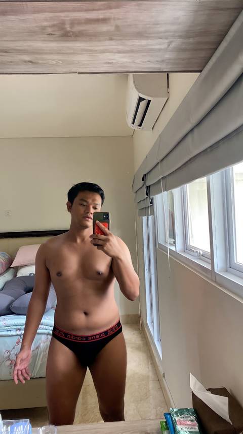 maxiblackass_free nude