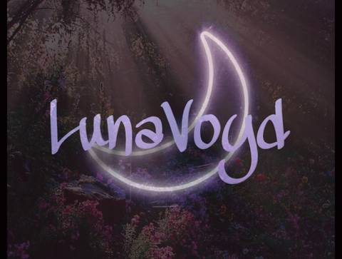 lunavoyd nude