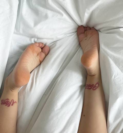 misspetitefeet1 nude