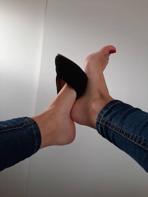 feetxangelx