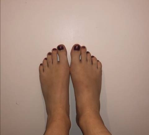 feetworshiperpics