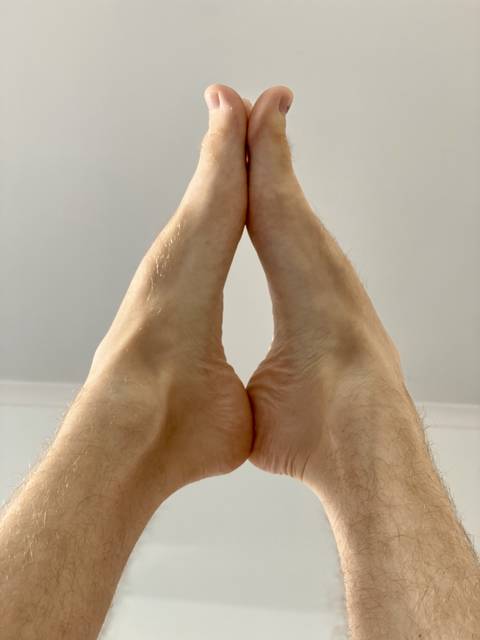 beautifulfeetyogi