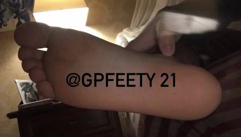 gpfeety21 nude