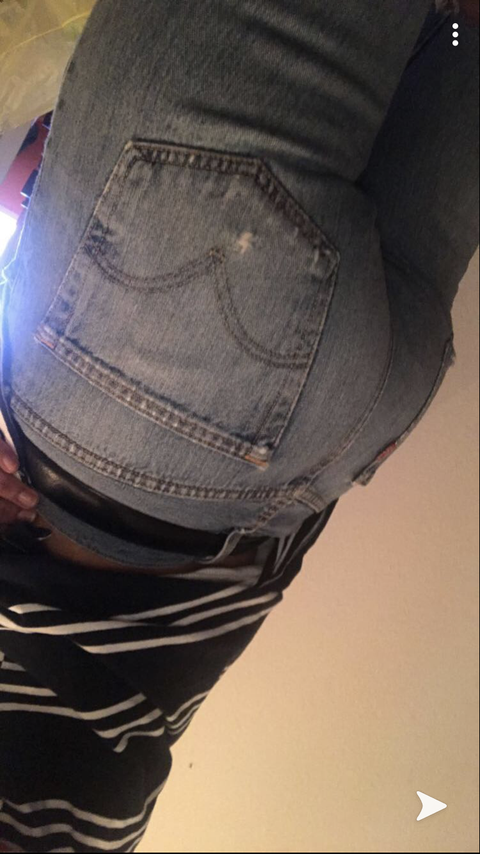 dominicanmommie nude