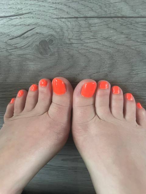 sexytoes135