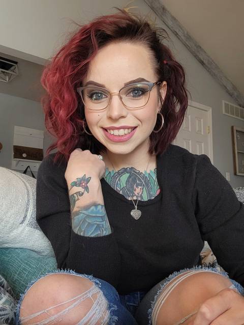 tatted_blueeyed_queen