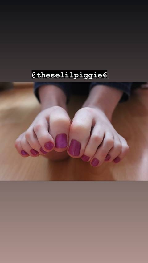 theselilpiggie6 nude