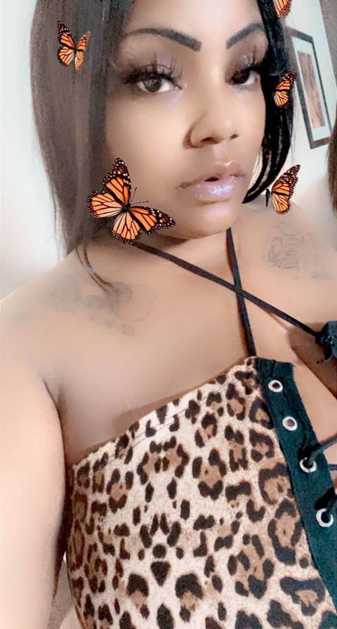 @mzprettypussie