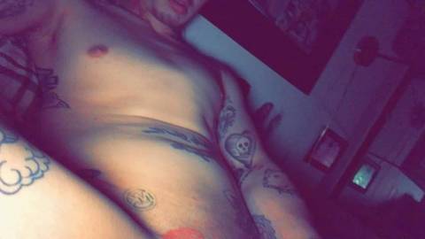 freedumbandproud nude