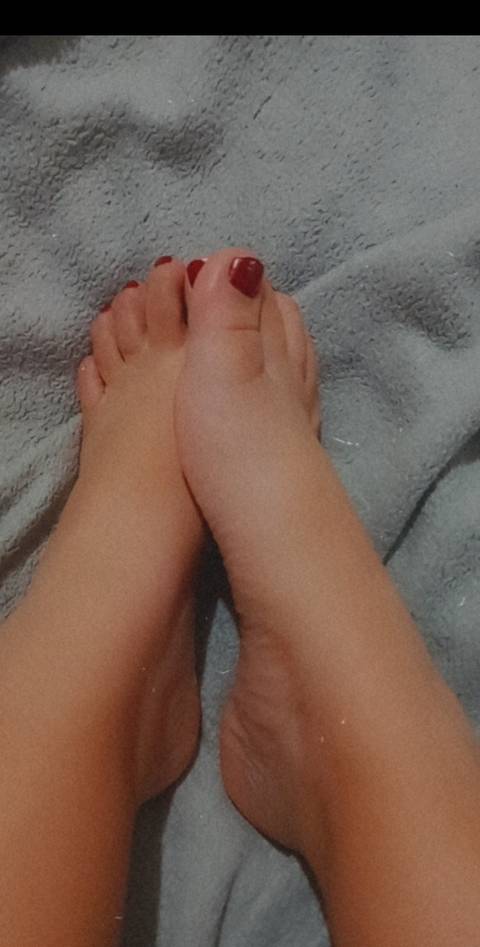 @hinatalittlefeets