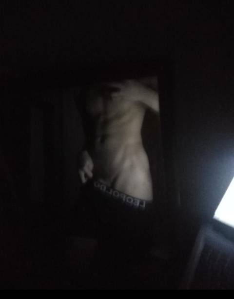 chell0u nude