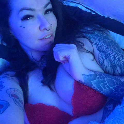 luxxlovesyou
