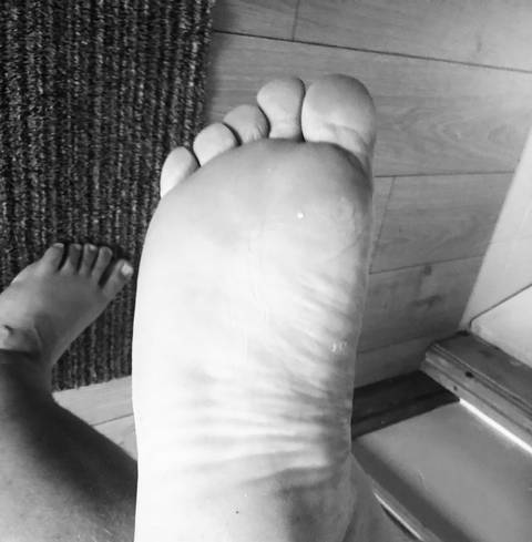 master_feet2 nude