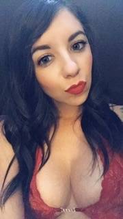 bratty_brunette_babe