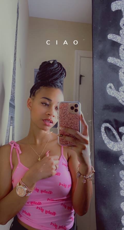 @queenkayv