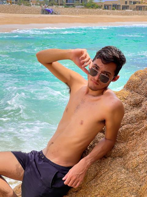 elchicodelasnieves nude