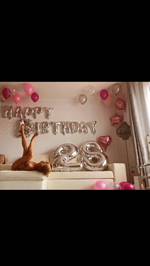 strawberry.shake nude