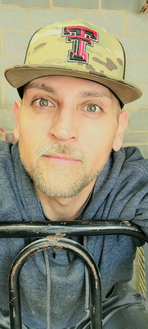 @isaacadamphotography