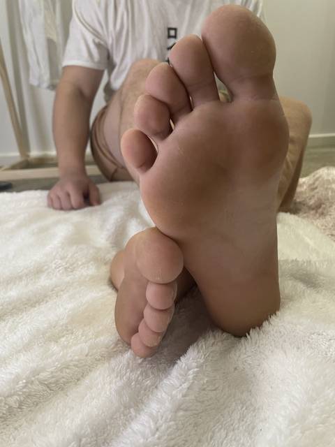 roughfeet69 nude