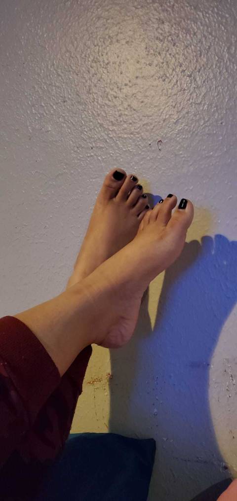 thick_mulatto_feet