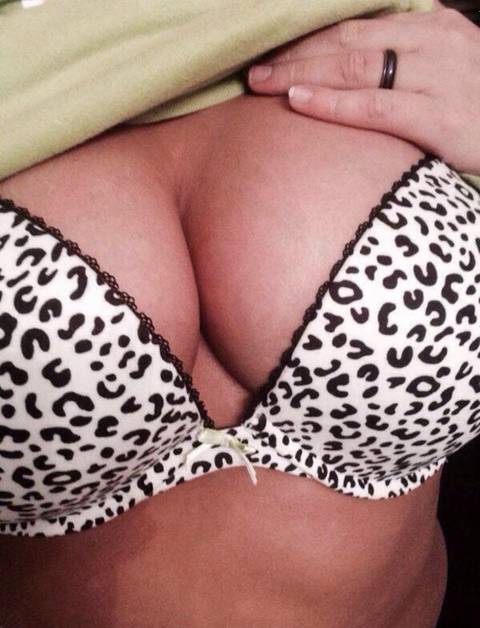 @redhothellokittyxxx69