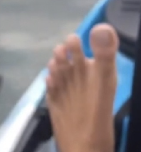 oside_toes