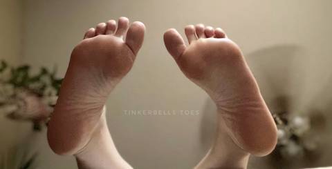 tinkerbells.toes nude