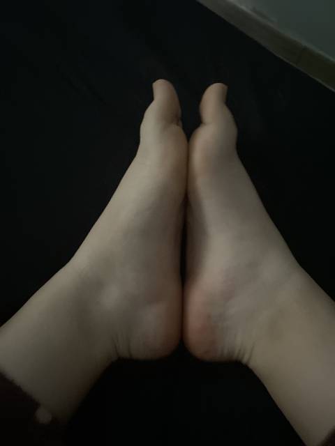 yourfeet01