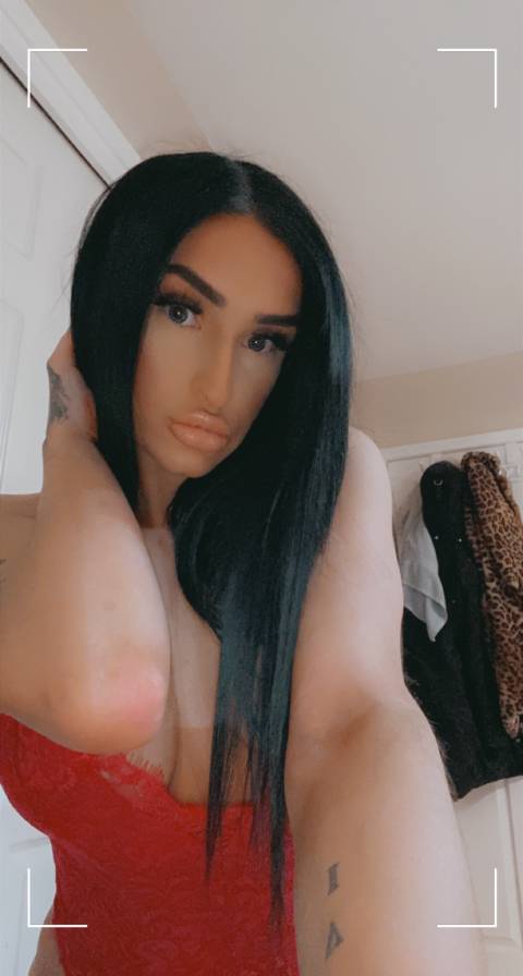 bustybrunettenextdoor