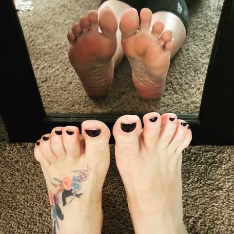 youlovemyfeettrample nude