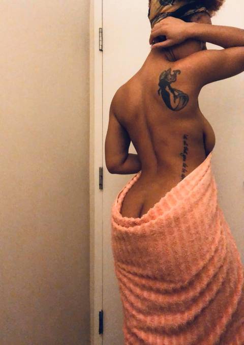 mermaidbabe1522 nude