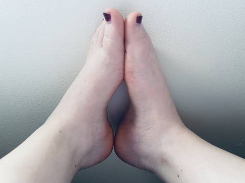 touch_mytoes