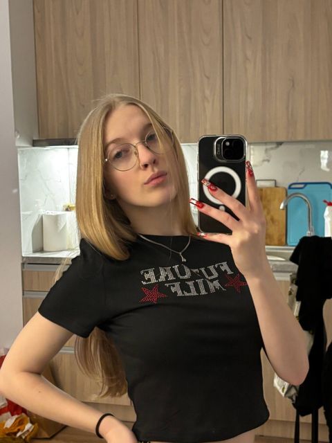 Eva OnlyFans