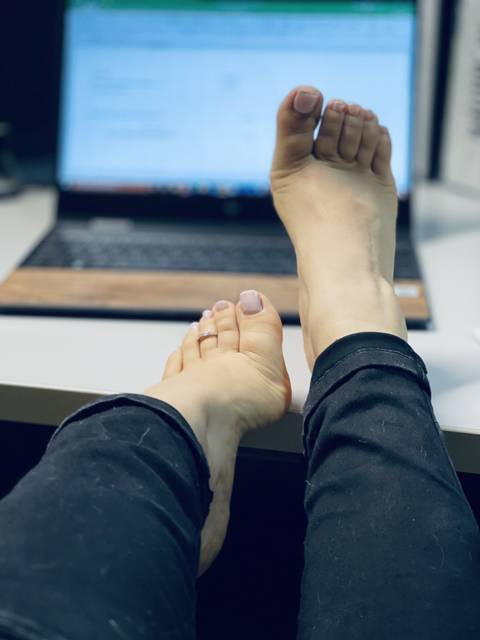 yolysfeetgt nude