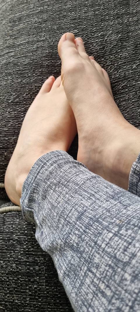 lovefeet89