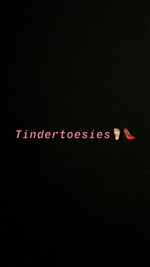 tindertoesies nude