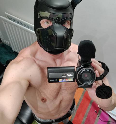 pecs_pup