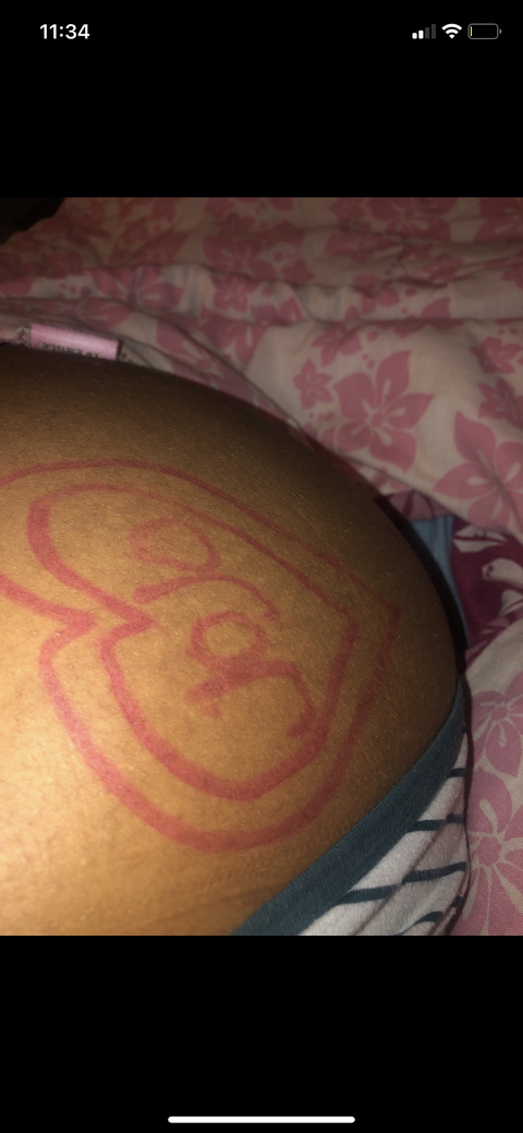 everything_im_stretchin nude