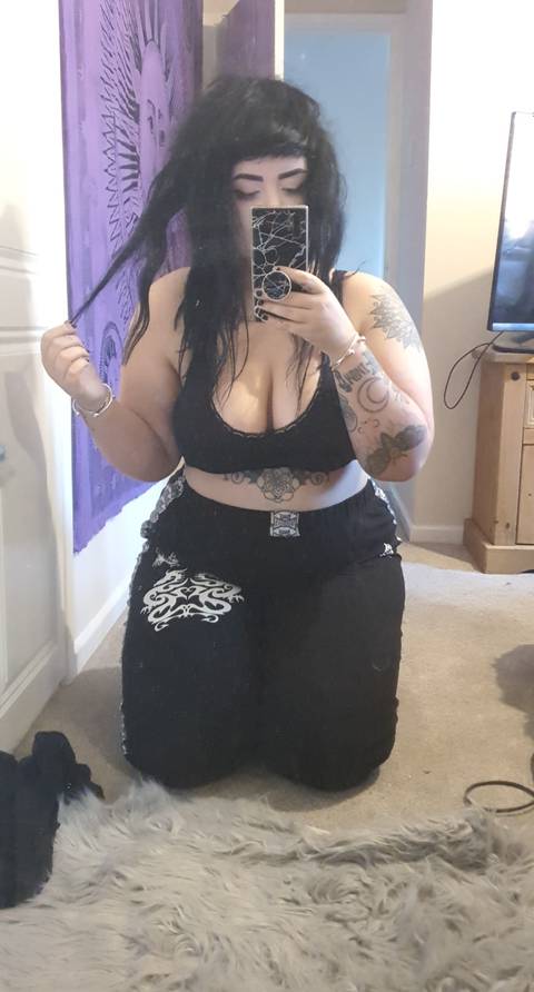 gothbitchx nude