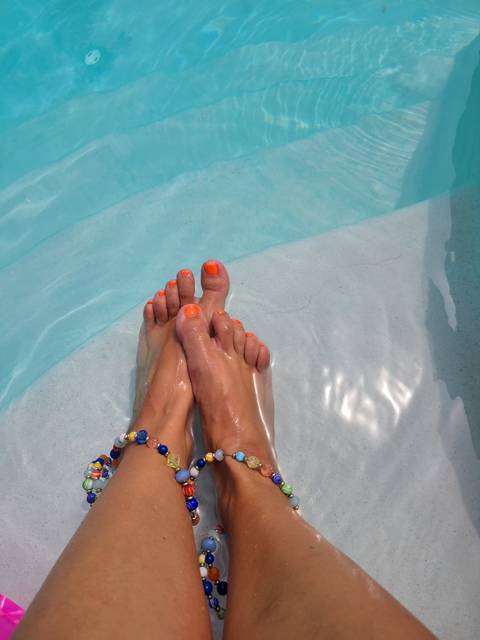 @sexyfeetpaintedtoes