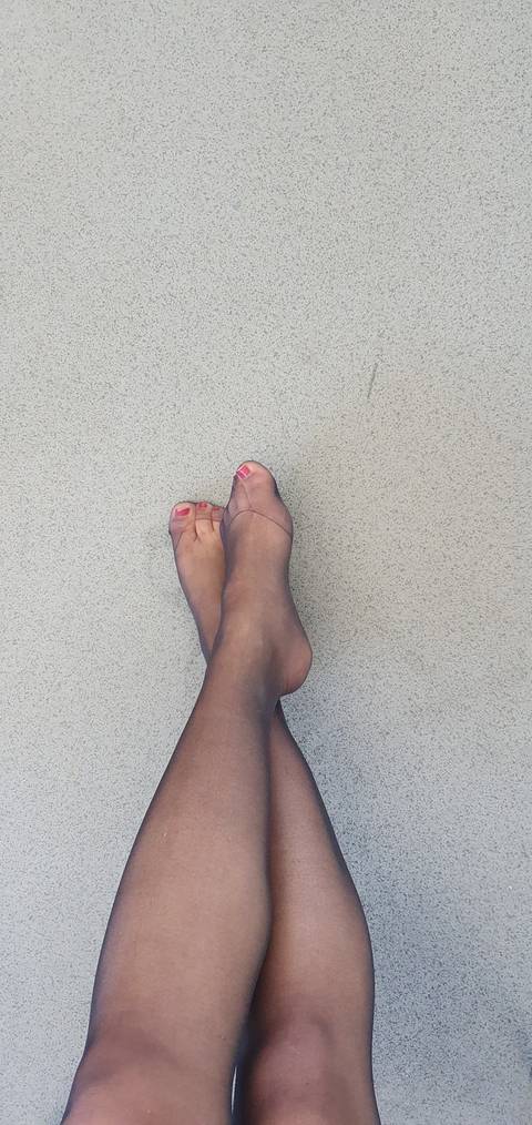 misss_feet