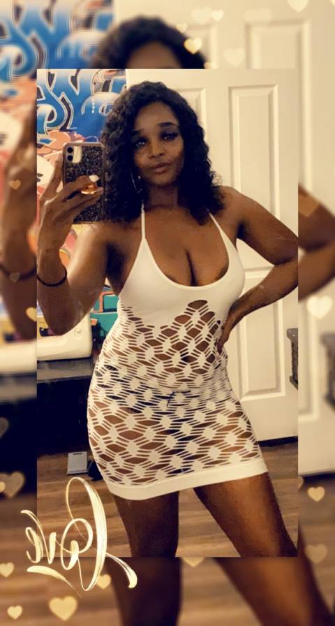 reign007 nude