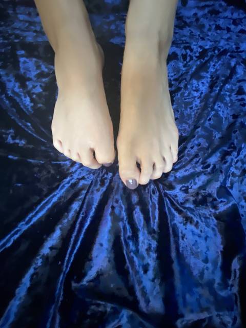 sexyfeetlilly nude