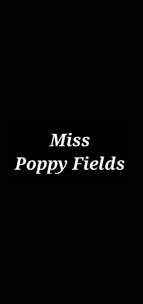 misspoppyfields nude