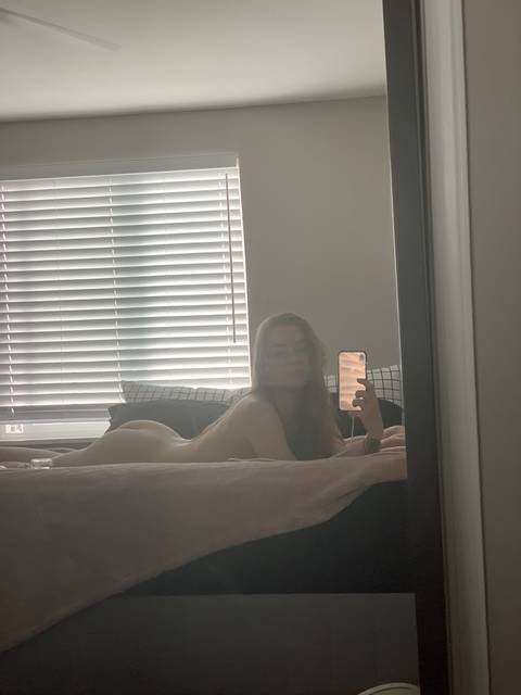 frankielyy nude