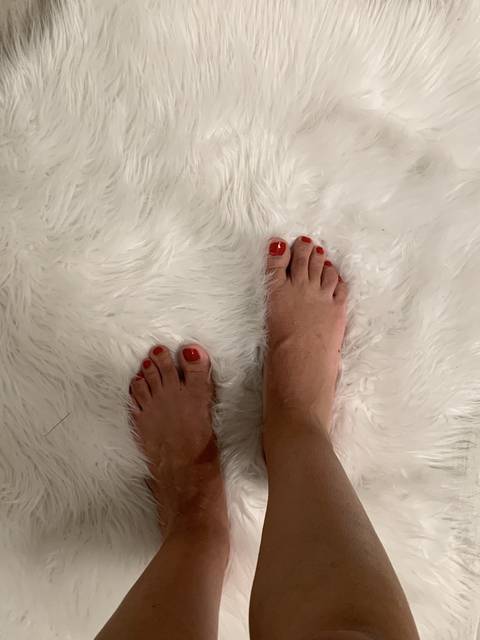 madamdahliastoes nude