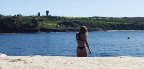 graceandfriendss nude