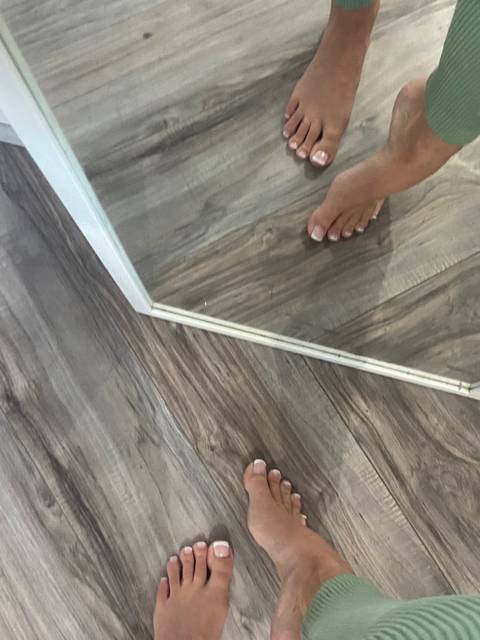 felicitoussfeet