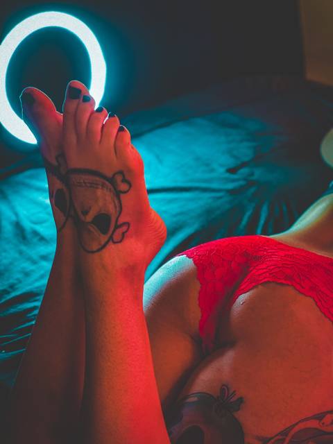 tattedfeetbabe9 nude